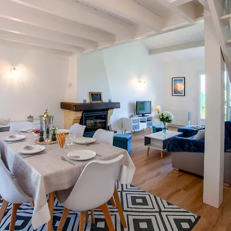 בית נופש Les Pins By Interhome *