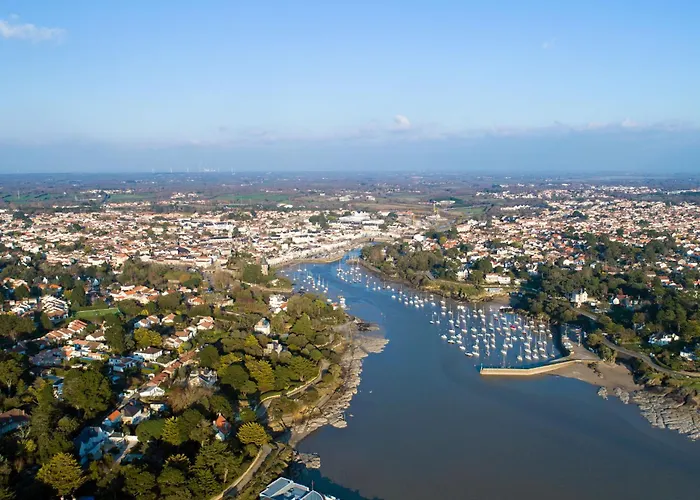 펜션 Les Pins By Interhome 포르닉