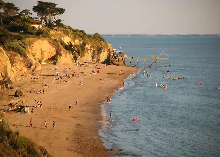 펜션 Les Pins By Interhome