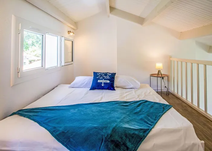 Les Pins By Interhome *