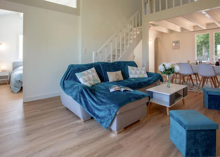 펜션 Les Pins By Interhome